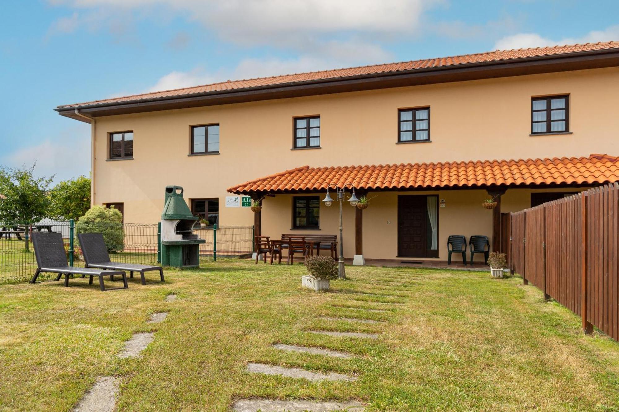 Apartamentos El Acebo Navés Dış mekan fotoğraf